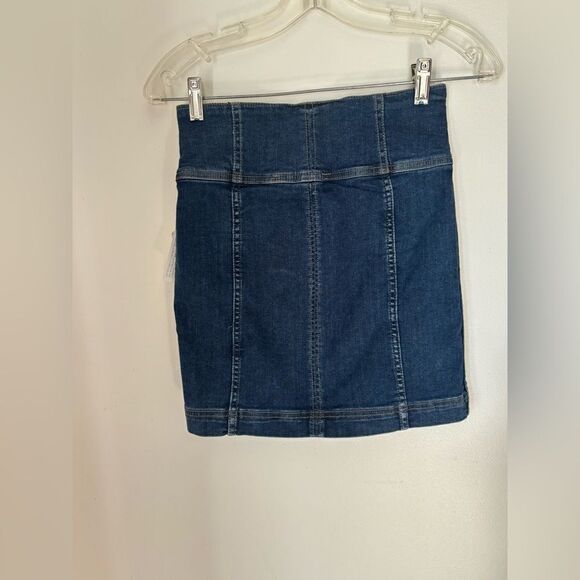 NWT Free People denim lace up skirt size 0 97 % cotton - Picture 7 of 7